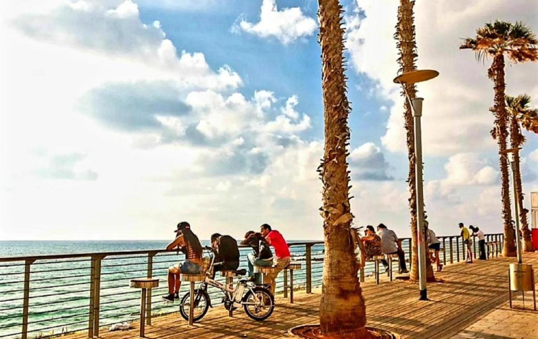 Spat Beach Bat Yam Exterior foto