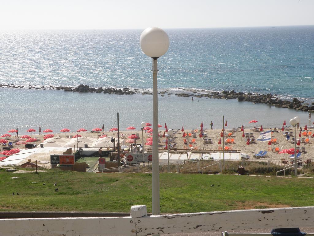 Spat Beach Bat Yam Exterior foto